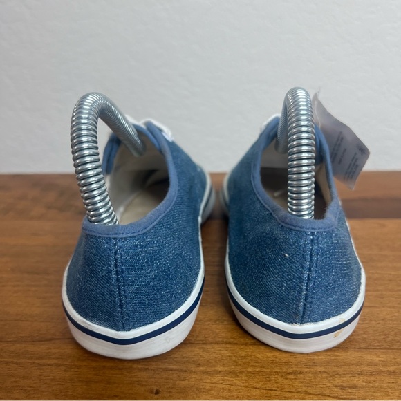 Vintage Womens Looney Tunes Tweety Canvas Tennis Shoes Sneakers Size 3 “READ - Picture 6 of 10